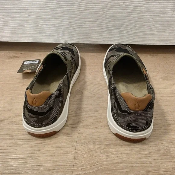 OluKai Green‎ Camo Lae'Ahi Pa'i Outdoor Versatile Lifestyle Sneakers Size 9